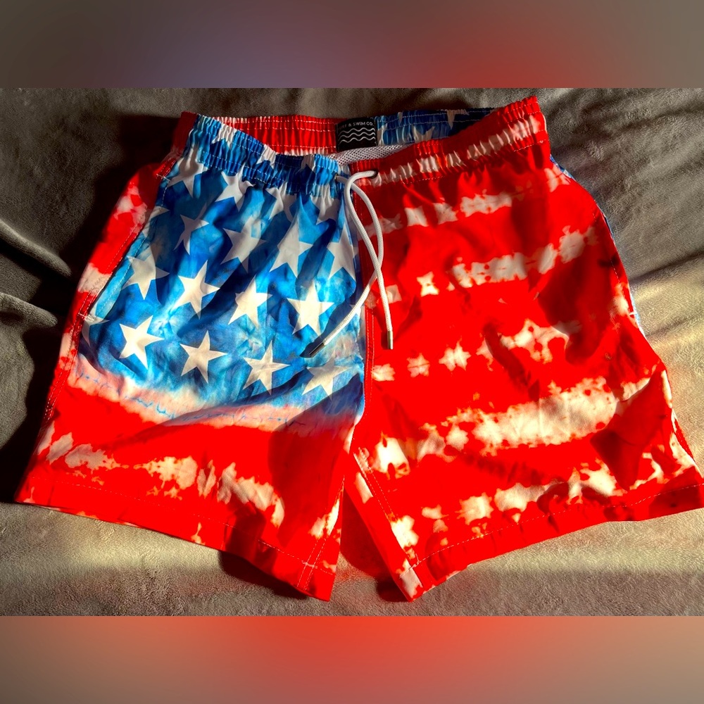 SWIM SHORTS